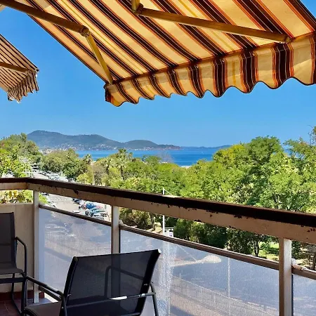 Vue Mer&plages 50m - Terrasse - Box Privé * Tolone